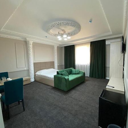 Sapphire Hotels Taraz Ngoại thất bức ảnh