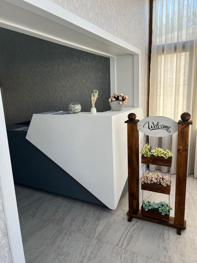 Sapphire Hotels Taraz Ngoại thất bức ảnh